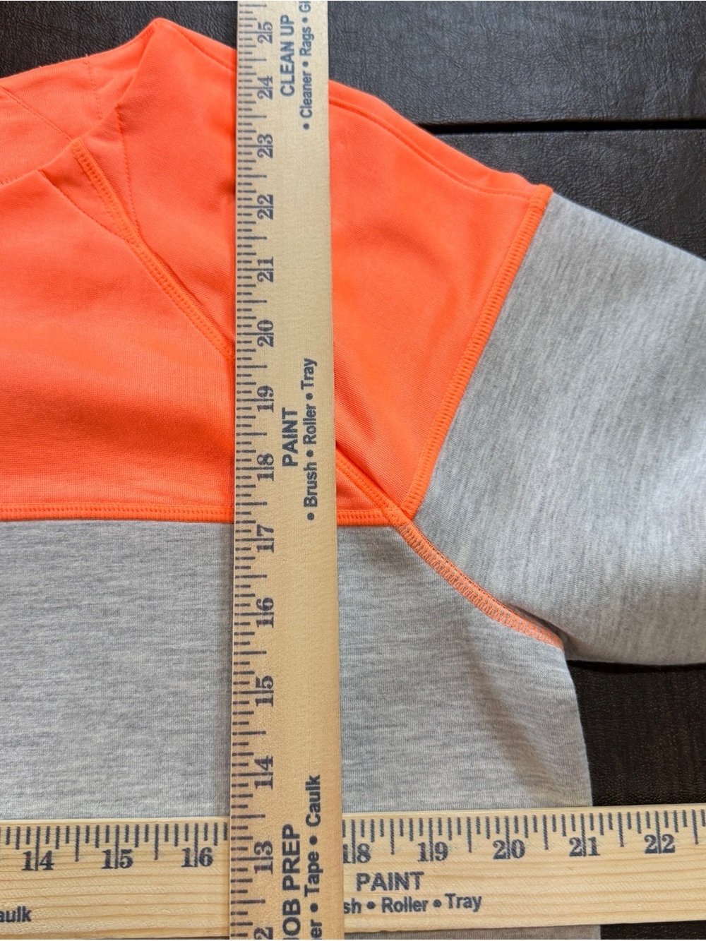 Athleta Fuse Sweatshirt Bright Orange Logo Performance Top Thumbholes Sz L - Picture 3 of 6